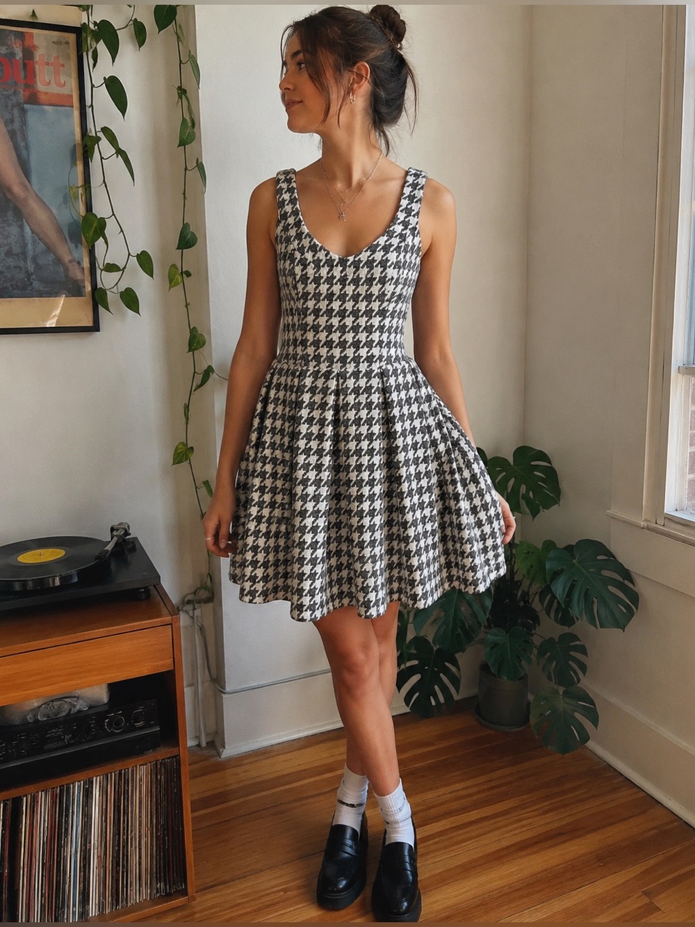 Vintage Paper Crown fit-and-flare white houndstooth mini dress, size XS
